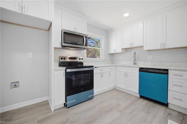 404 Felton RD, Portsmouth, VA 23701