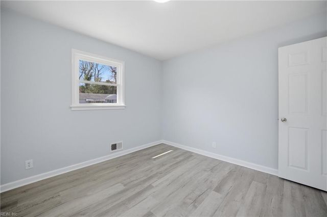 404 Felton RD, Portsmouth, VA 23701