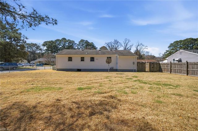 404 Felton RD, Portsmouth, VA 23701