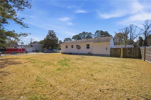 404 Felton RD, Portsmouth, VA 23701