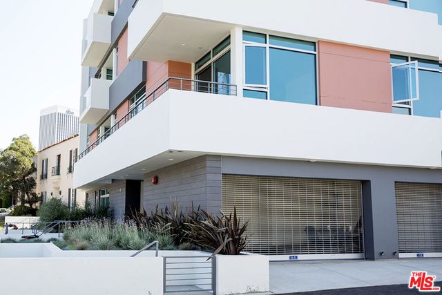 938 S ORANGE GROVE Avenue 201, Los Angeles, CA 90036