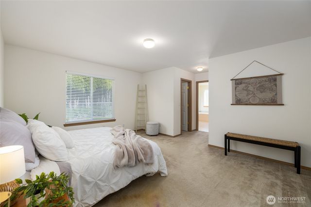 1803 S 30th Street, Mount Vernon, WA 98274