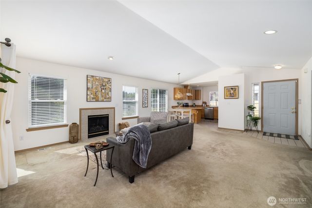 1803 S 30th Street, Mount Vernon, WA 98274