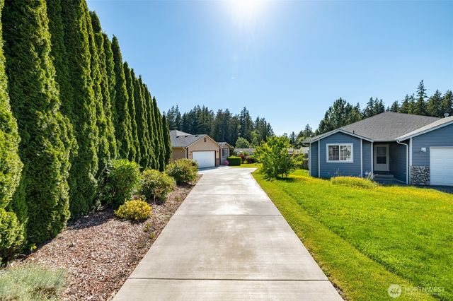 1803 S 30th Street, Mount Vernon, WA 98274