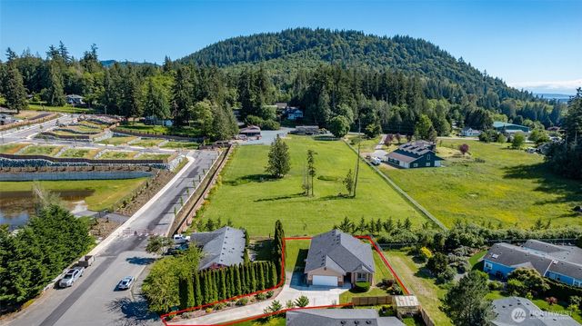 1803 S 30th Street, Mount Vernon, WA 98274
