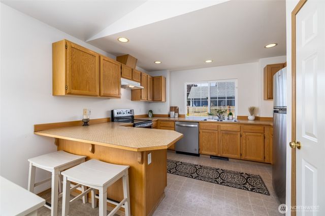 1803 S 30th Street, Mount Vernon, WA 98274