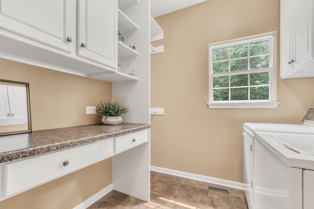 744 Strawberry Fields, Gurnee, IL 60031