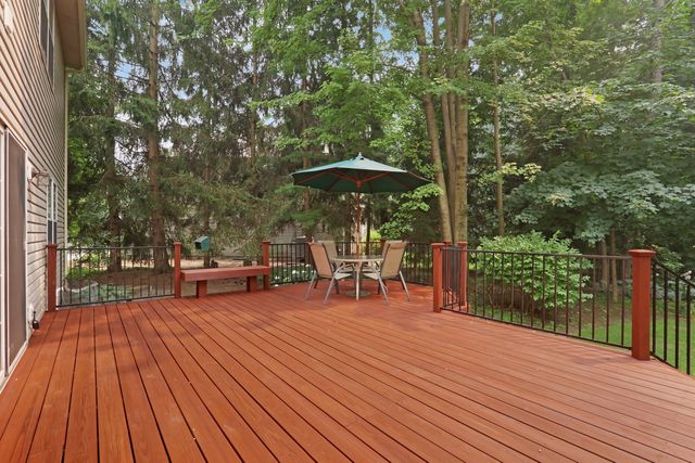 744 Strawberry Fields, Gurnee, IL 60031