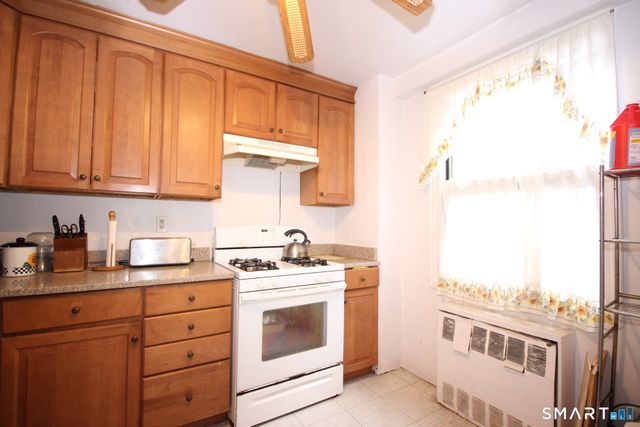 71 Strawberry Hill Avenue 221, Stamford, CT 06902
