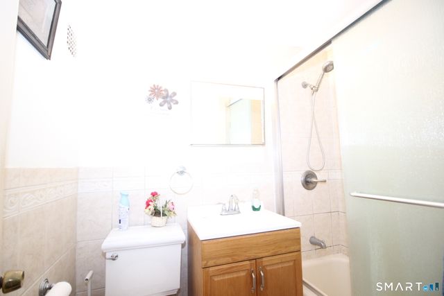 71 Strawberry Hill Avenue 221, Stamford, CT 06902