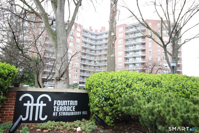 71 Strawberry Hill Avenue 221, Stamford, CT 06902