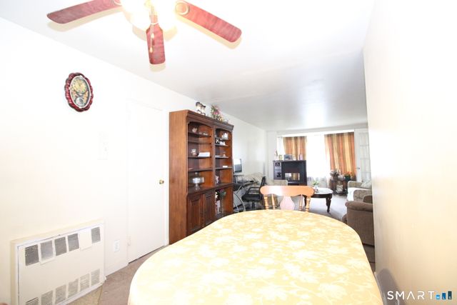 71 Strawberry Hill Avenue 221, Stamford, CT 06902