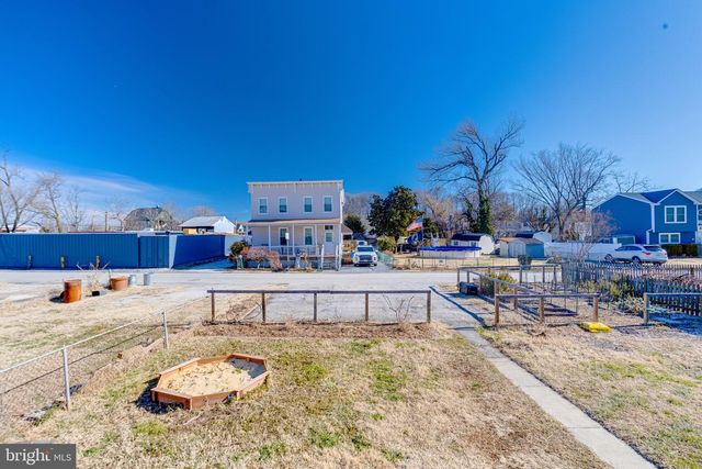 2513 WAGNER AVE, Sparrows Point, MD 21219