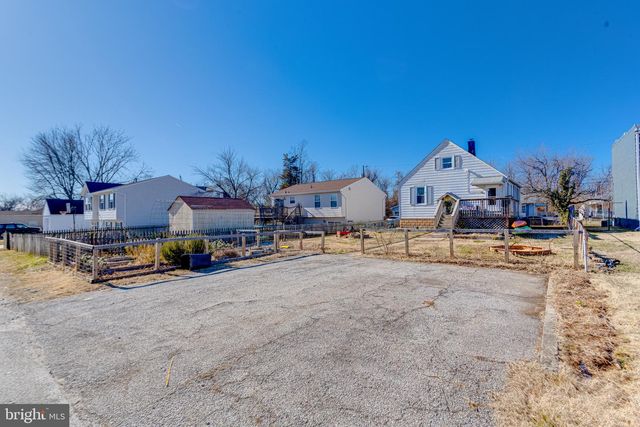 2513 WAGNER AVE, Sparrows Point, MD 21219