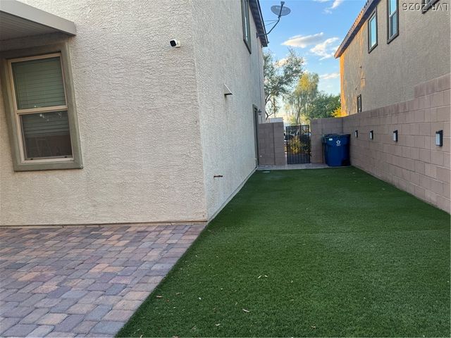 55 Canopus Ridge Way, Las Vegas, NV 89183