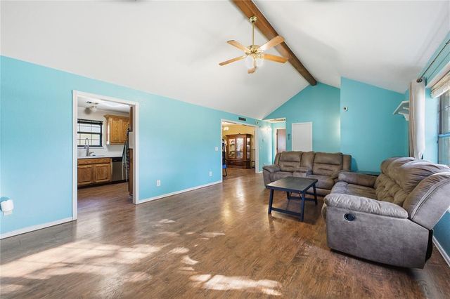 1650 N 1st Street, Harrah, OK 73045