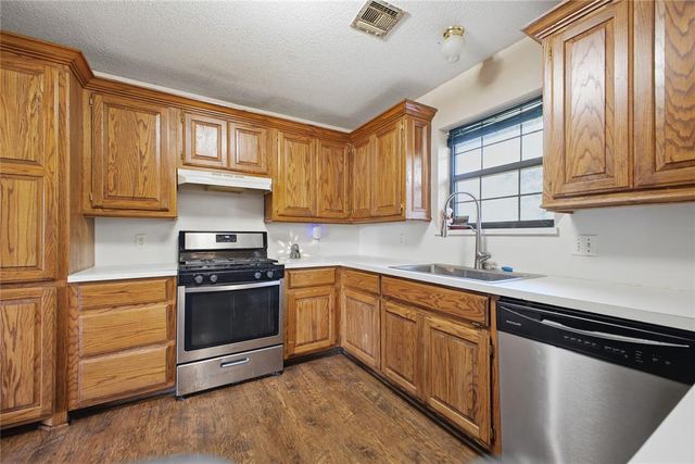 1650 N 1st Street, Harrah, OK 73045