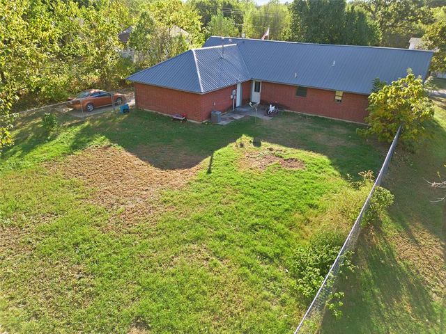 1650 N 1st Street, Harrah, OK 73045