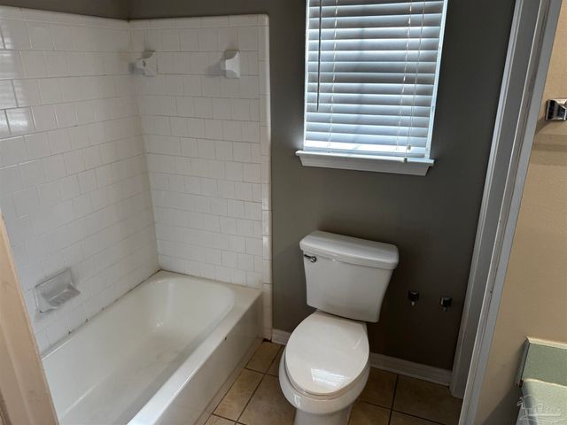 9184 Arand Dr, Pensacola, FL 32514