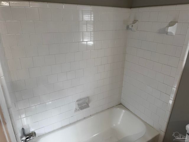 9184 Arand Dr, Pensacola, FL 32514