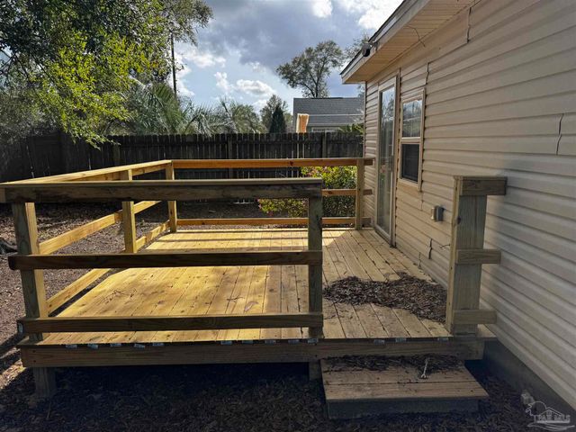 9184 Arand Dr, Pensacola, FL 32514