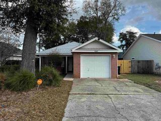 9184 Arand Dr, Pensacola, FL 32514