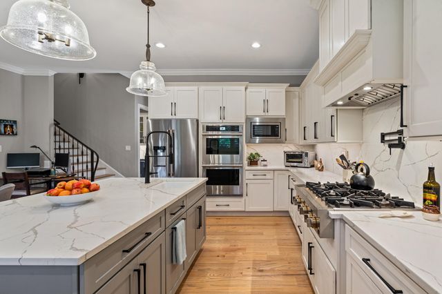 1605 PAINTED HORSE PASS, Collierville, TN 38017