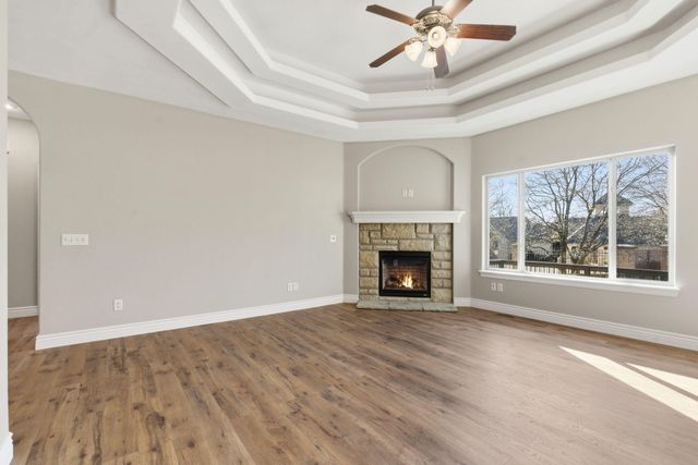 1203 N Bay Meadow Court, Nixa, MO 65714