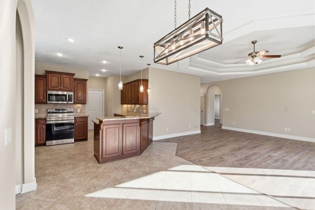 1203 N Bay Meadow Court, Nixa, MO 65714