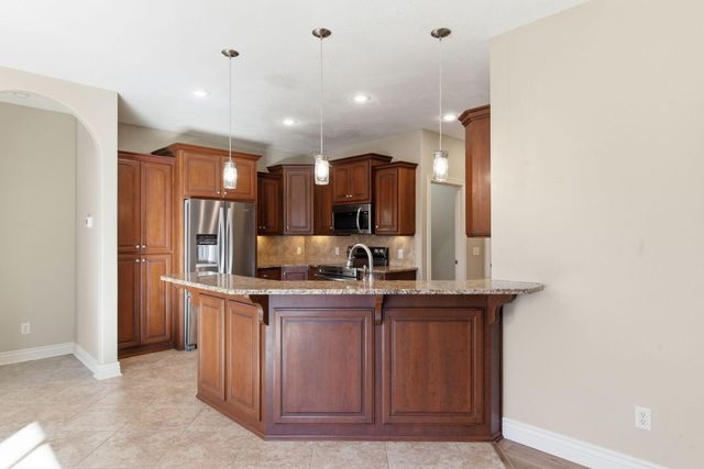 1203 N Bay Meadow Court, Nixa, MO 65714