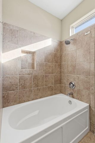 1203 N Bay Meadow Court, Nixa, MO 65714