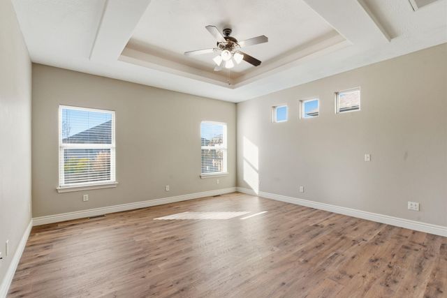 1203 N Bay Meadow Court, Nixa, MO 65714