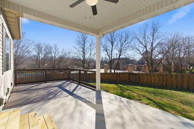 1203 N Bay Meadow Court, Nixa, MO 65714