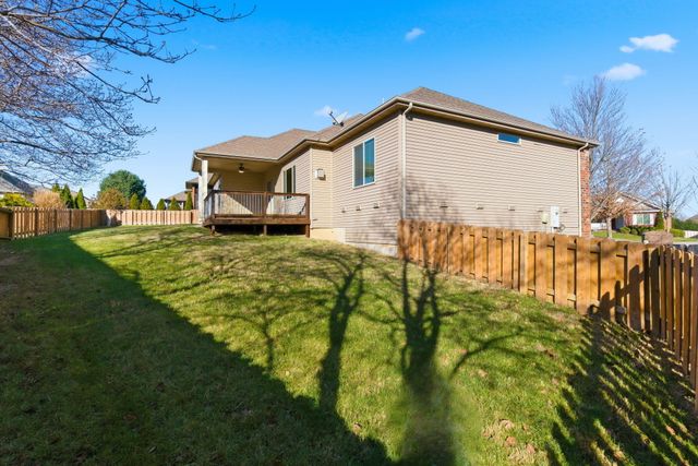 1203 N Bay Meadow Court, Nixa, MO 65714
