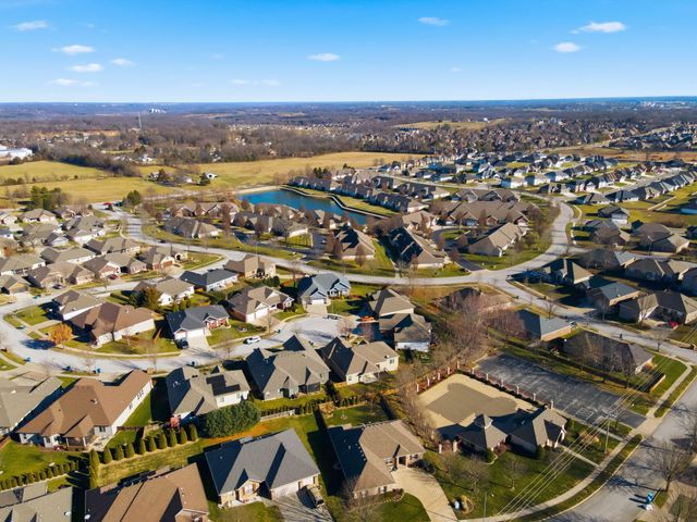 1203 N Bay Meadow Court, Nixa, MO 65714