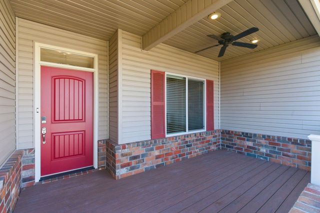 1203 N Bay Meadow Court, Nixa, MO 65714