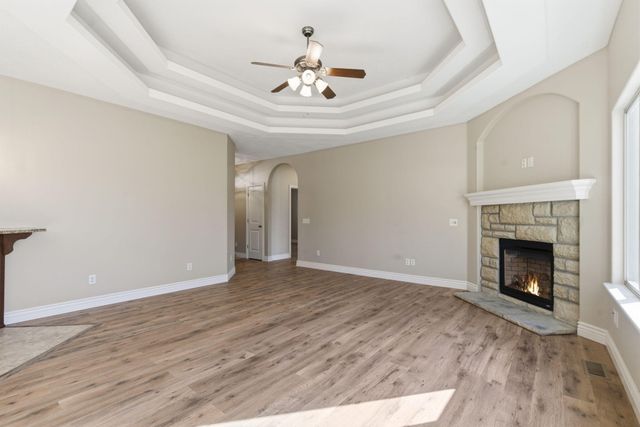 1203 N Bay Meadow Court, Nixa, MO 65714