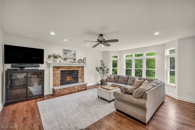 12105 Girdled Road, Concord Twp, OH 44077