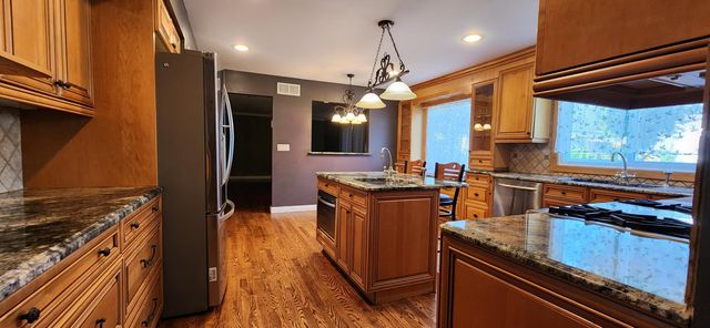 26061 Marlowe Place, Oak Park, MI 48237