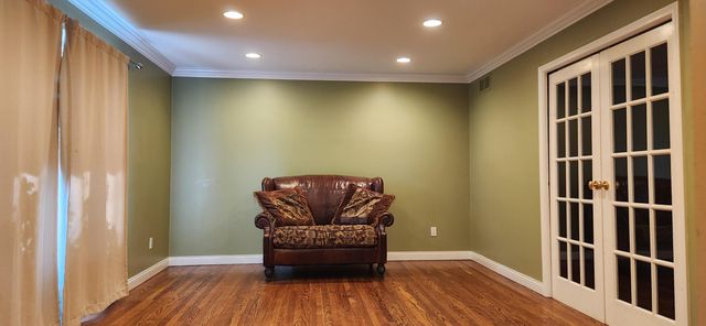 26061 Marlowe Place, Oak Park, MI 48237