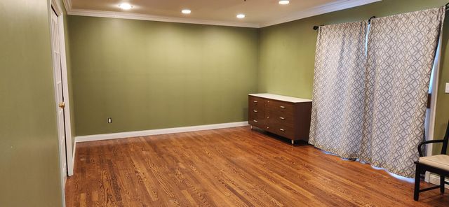 26061 Marlowe Place, Oak Park, MI 48237