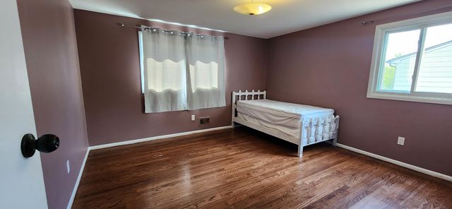 26061 Marlowe Place, Oak Park, MI 48237