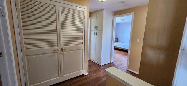 26061 Marlowe Place, Oak Park, MI 48237