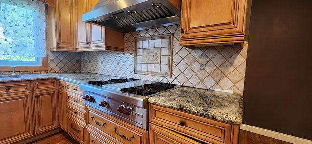 26061 Marlowe Place, Oak Park, MI 48237