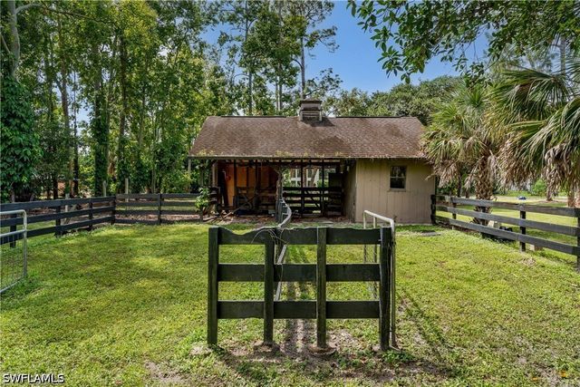 3301 31st AVE SW, Naples, FL 34117