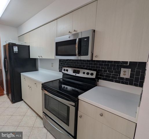 702 WIND RIDGE DR, Stafford, VA 22554