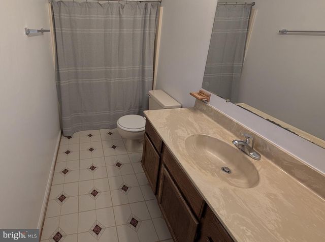 702 WIND RIDGE DR, Stafford, VA 22554