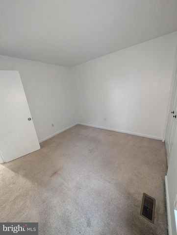 702 WIND RIDGE DR, Stafford, VA 22554