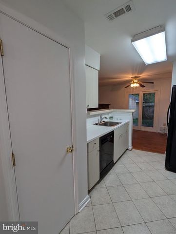 702 WIND RIDGE DR, Stafford, VA 22554
