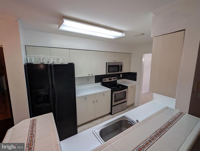 702 WIND RIDGE DR, Stafford, VA 22554